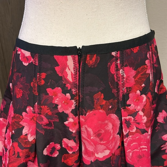 GAP | Black Red Pink Floral Full A-Line Mini Skirt | 4 - Picture 10 of 13